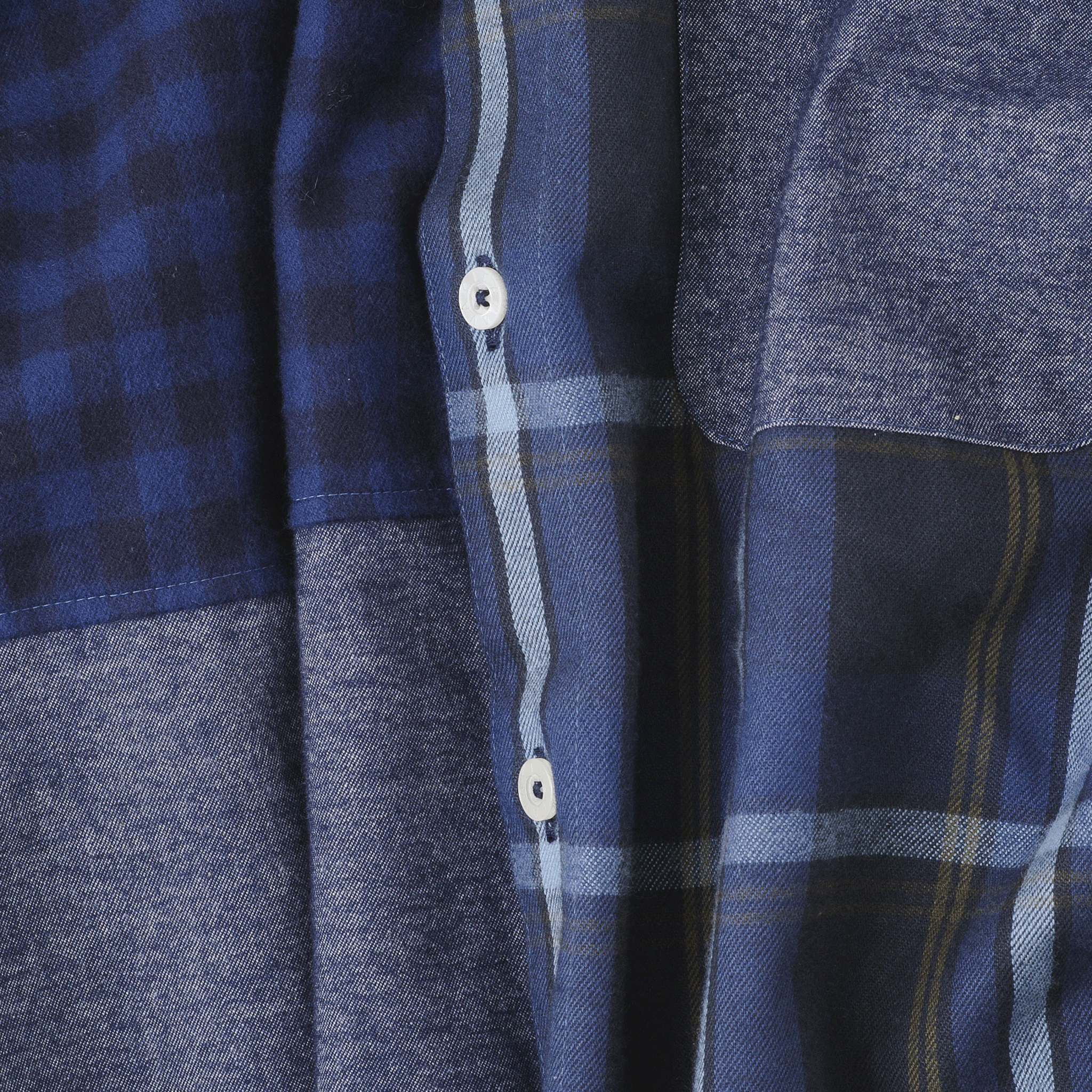 クレイジーパターンチェック柄長袖ボタンダウンシャツ 23224040