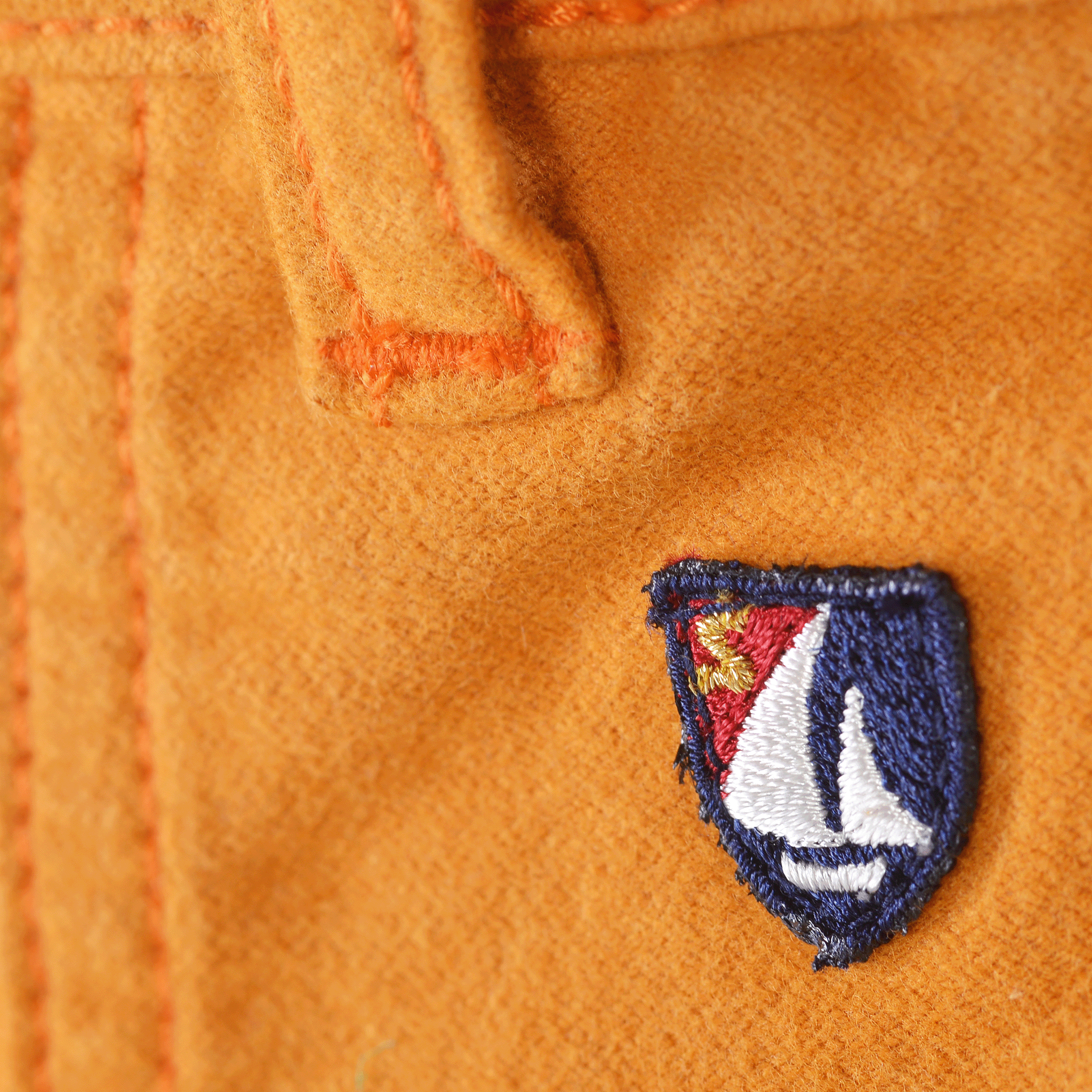 ノータックテーパードパンツ 25215010